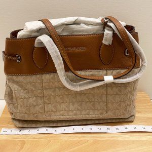 NWT, Michael Kors Marina large EW drawstring tote, leather and khaki